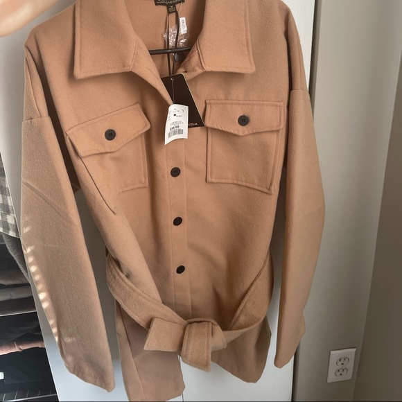 Brown Coat - Picture 1 of 1